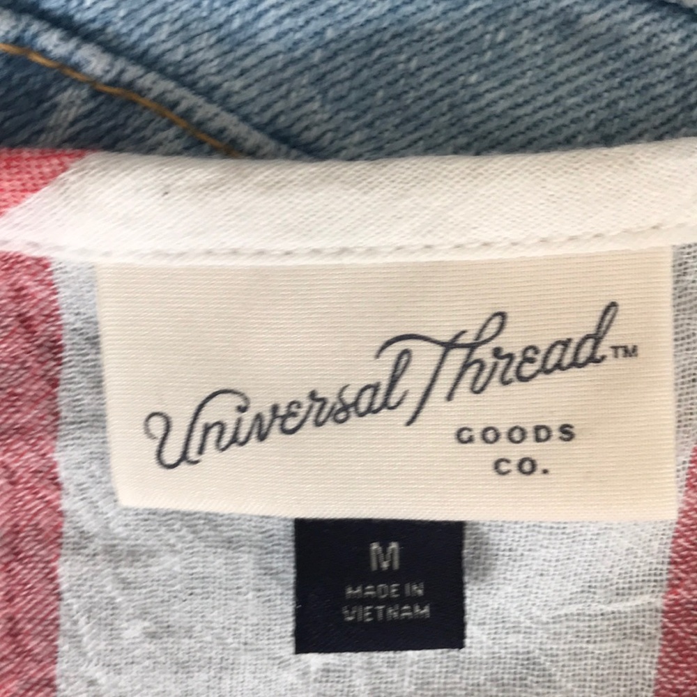 Universal Thread Sleeveless Blouse - image 4